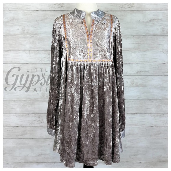 POL Luxury Velvet Lace Tunic - Picture 5 of 16